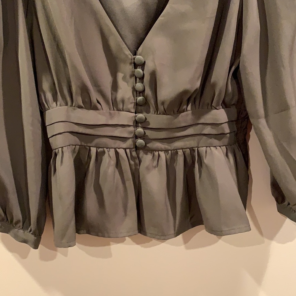 Dark green blouse - Picture 3 of 4